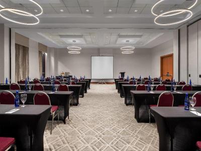 Embassy Suites Boston Logan Airport