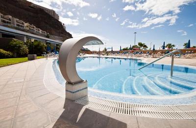 Amadores Beach