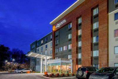 La Quinta Inn & Suites Baltimore BWI Airport 2045