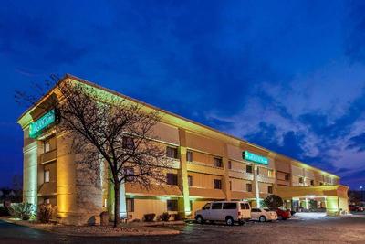 La Quinta Inn by Wyndham Detroit Southgate