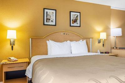 Quality Inn Branson - Hwy 76 Central Downtown