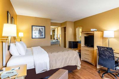 Quality Inn Branson - Hwy 76 Central Downtown