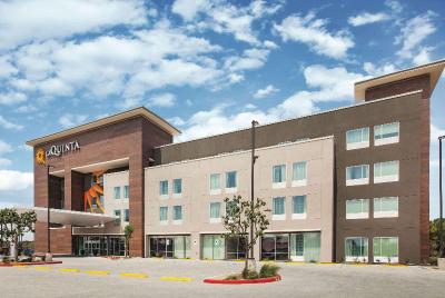 La Quinta Inn & Suites McAllen La Plaza Mall