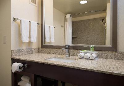 Holiday Inn Express Rocklin - Galleria Area