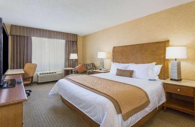 Wyndham Garden Phoenix Midtown