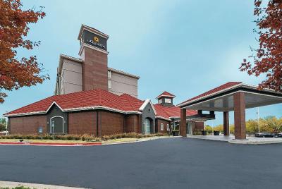 La Quinta Inn & Suites Oklahome City NW Expressway