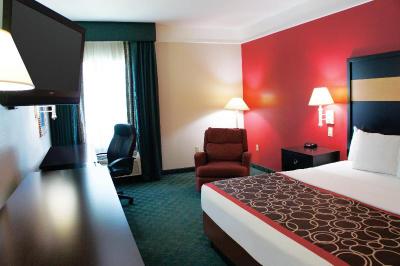 Motel 6 Houston, TX - Spring