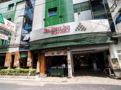 Ten Stars Inn