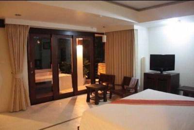 Evergreen Resort