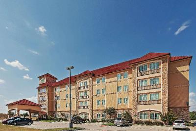 La Quinta Inn & Suites Allen at the Village
