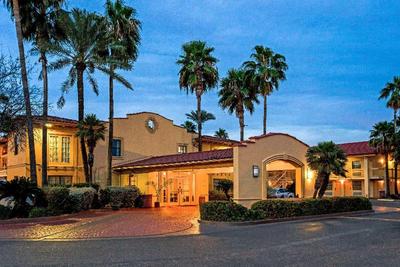 La Quinta Inn by Wyndham Laredo I-35