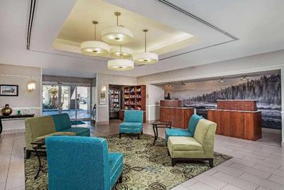 La Quinta Inn & Suites by Wyndham Bakersfield Nort