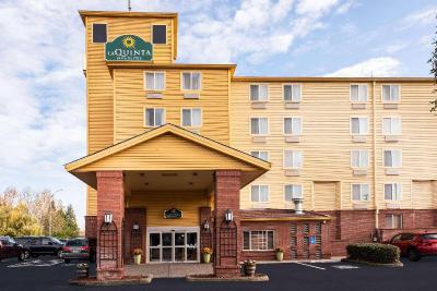 La Quinta Inn And Suites Portland Airport