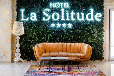 La Solitude