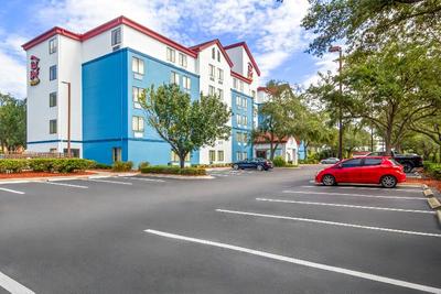 Red Roof PLUS+ Jacksonville - Southpoint