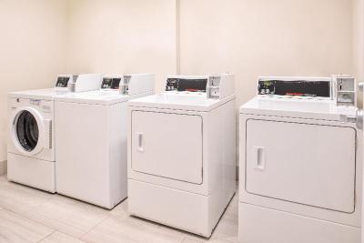 Holiday Inn Express Tampa North