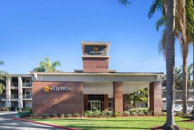 La Quinta by Wyndham Orange County Airport