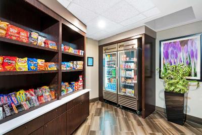 La Quinta Inn & Suites by Wyndham Mesa Superstitio