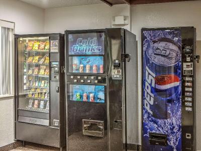 Motel 6 Dallas, TX - Northwest