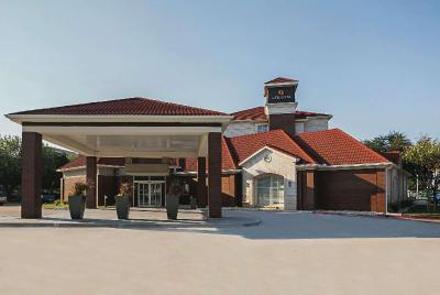 La Quinta Inn & Suites Dallas Plano West