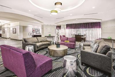 La Quinta Inn & Suites San Antonio Riverwalk
