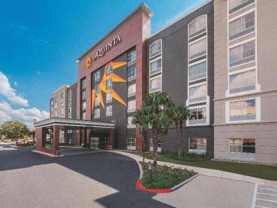 La Quinta Inn & Suites San Antonio Downtown
