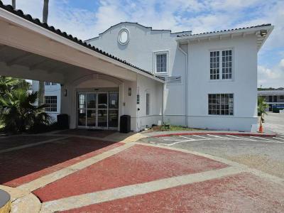 Metairie Inn