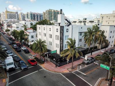 South Beach Plaza Hotel & Villas
