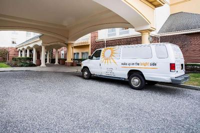 La Quinta Inn & Suites Islip