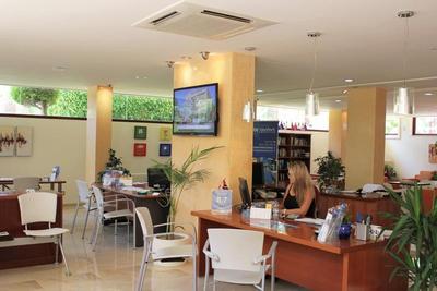 Albir Confort Avenida Apartamentos