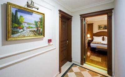 Glk Premier The Home Suites & Spa