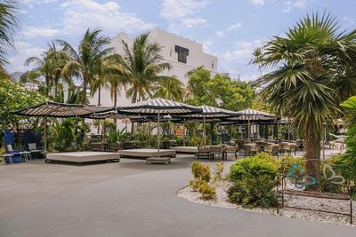 Kenmore Village Hotel, South Beach