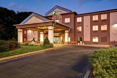 Holiday Inn Express Newport North - Middletown