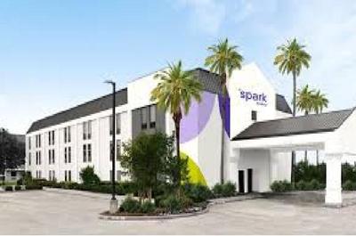 Spark by Hilton Charlotte Tyvola I-77