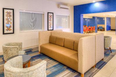 Holiday Inn Express Newberg - Wine Country