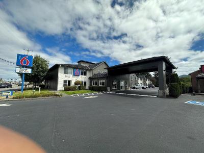Motel 6 Seaside