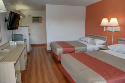Motel 6 Bend