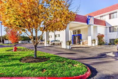 Motel 6 Tigard West
