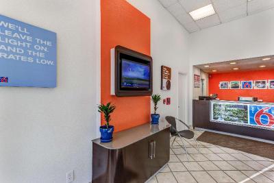 Motel 6 Tigard West