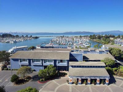 DoubleTree by Hilton Hotel Berkeley Marina