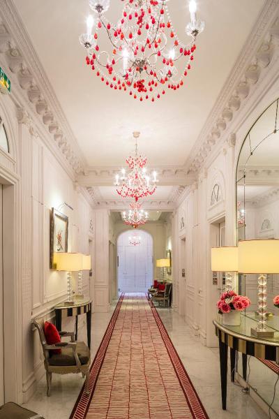 Majestic Hotel & Spa