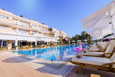 Happy Hotel