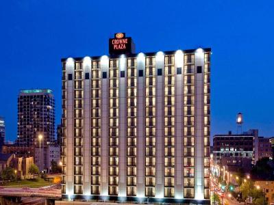 Crowne Plaza Chicago West Loop