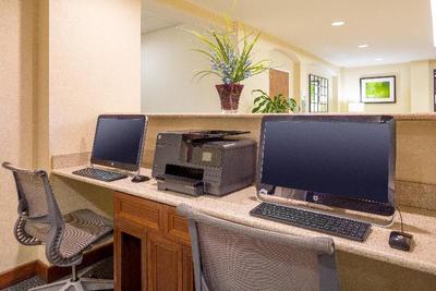 Holiday Inn Manchester Airport