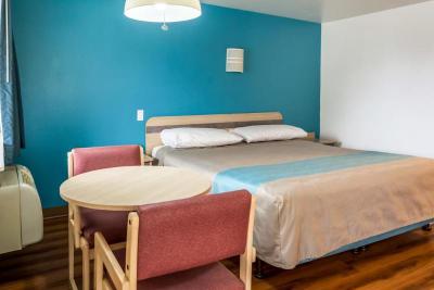 Motel 6 Albany