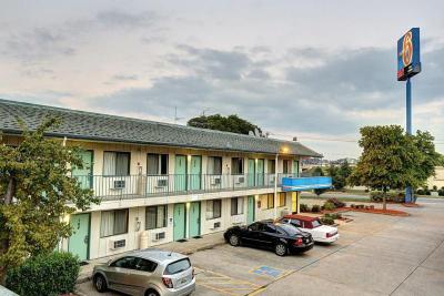Motel 6 Nashville Goodlettsville