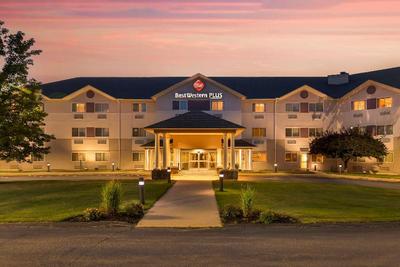Best Western Plus Executive Court Inn