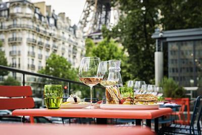 Pullman Paris Eyfel Kulesi