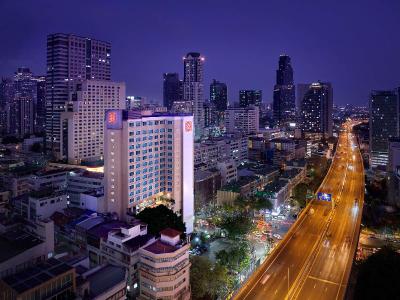 Hilton Garden Inn Bangkok Silom
