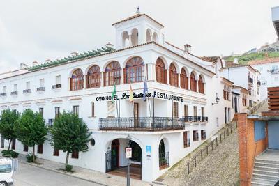 Los Castaños